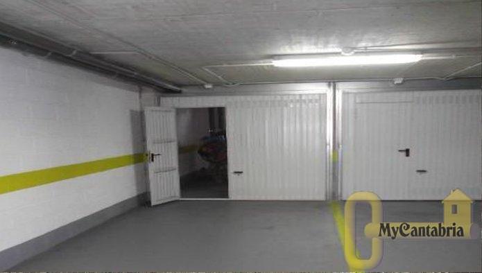 Venta de garaje en Reocín