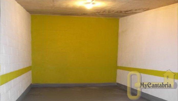 Venta de garaje en Reocín