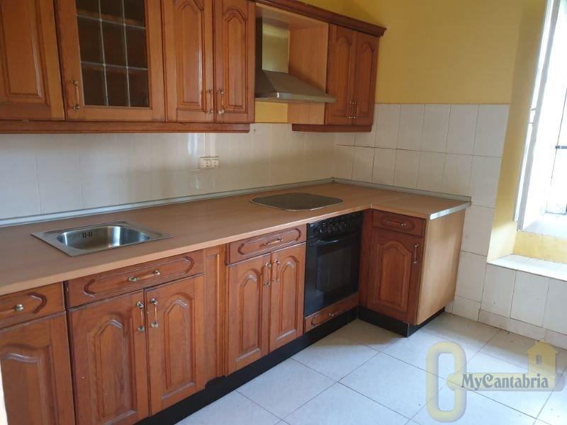 For sale of house in Villafufre