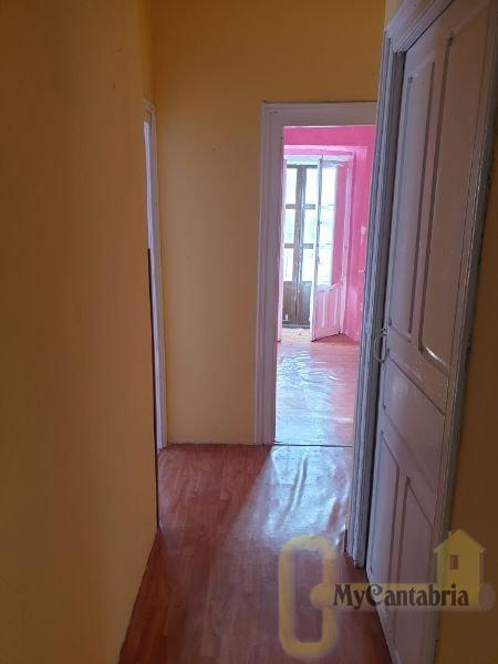 For sale of house in Villafufre