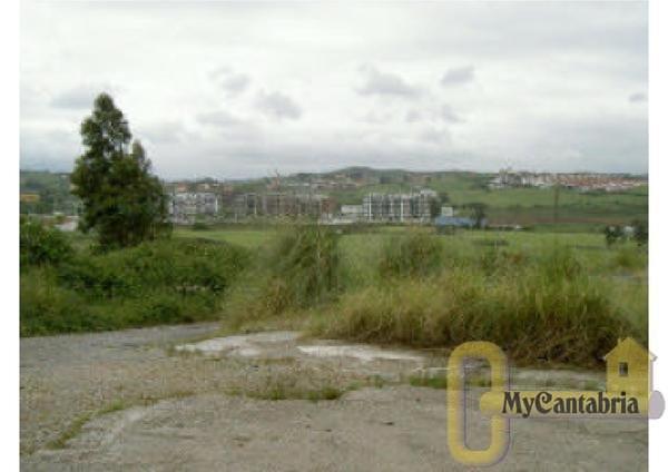For sale of land in Boo de Piélagos