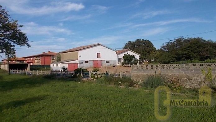 For sale of land in Alfoz de Lloredo