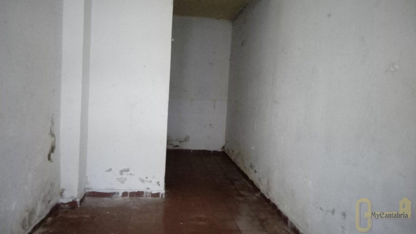 For sale of commercial in Torrelavega