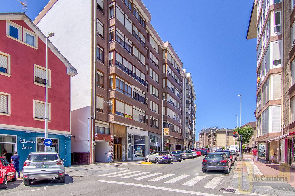 For sale of apartment in Camargo