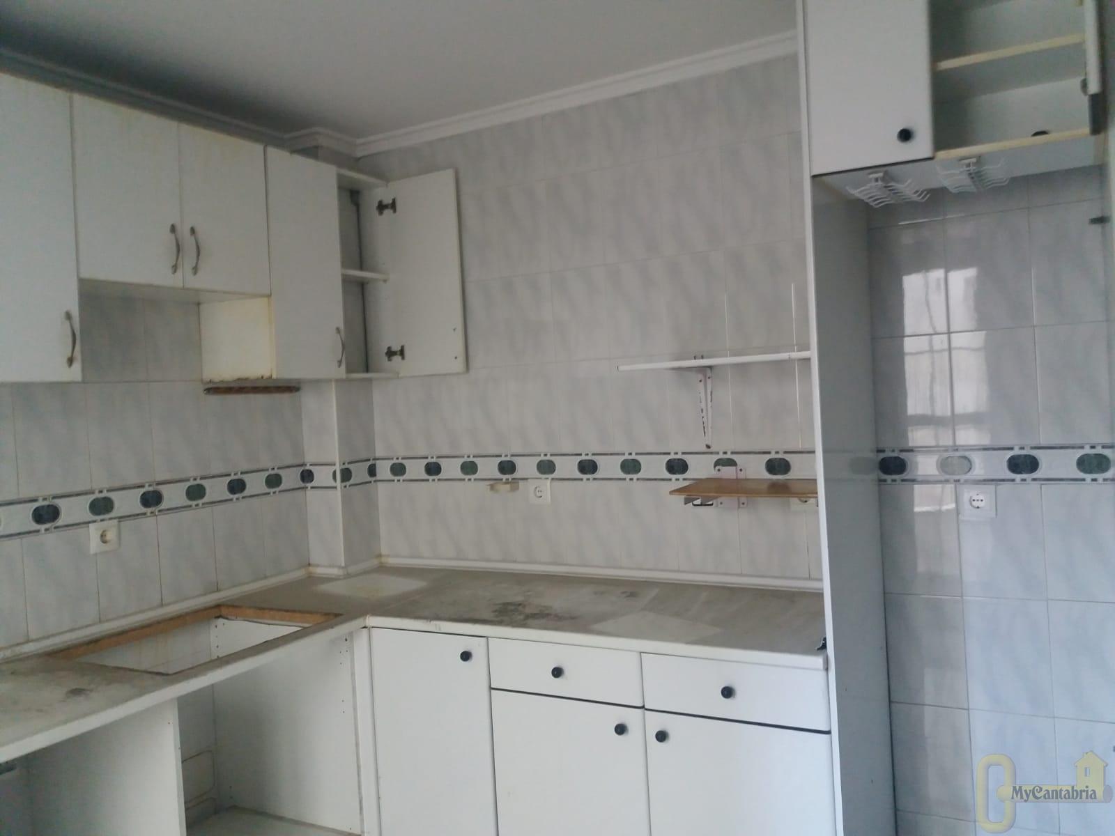 For sale of apartment in Camargo