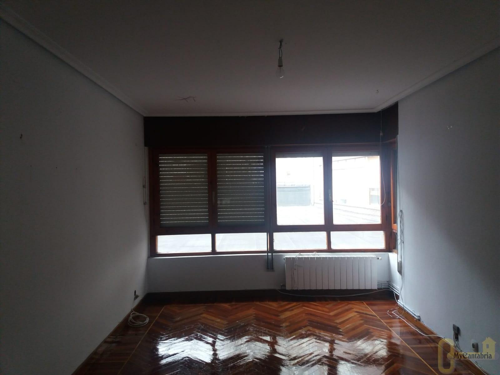 For sale of apartment in Camargo