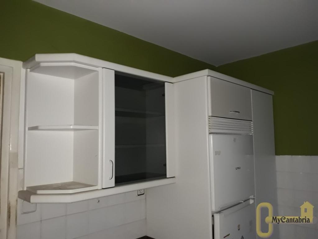 For sale of flat in Torrelavega