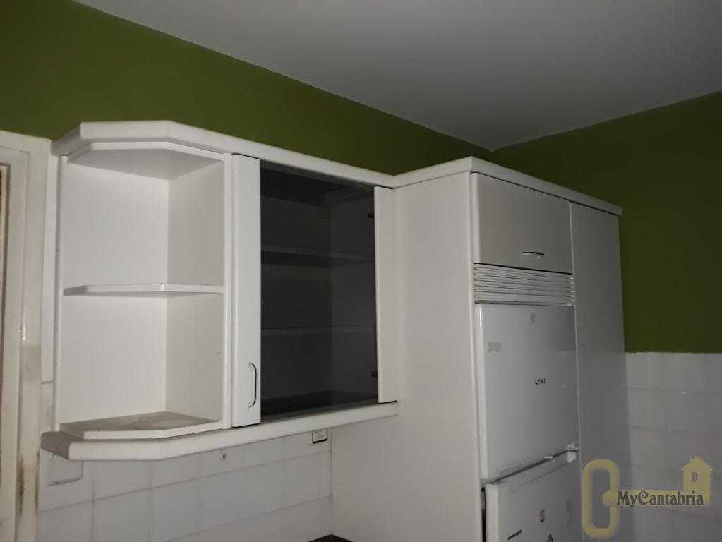 For sale of flat in Torrelavega