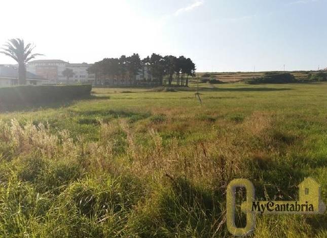 For sale of land in Santa Cruz de Bezana