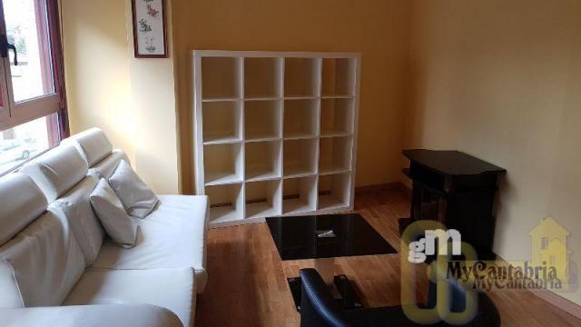 Venta de piso en Santa María de Cayón