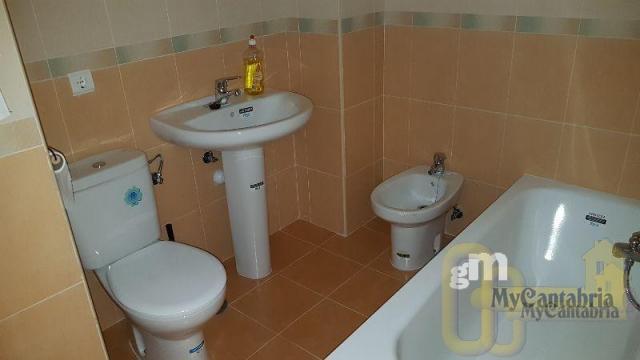 Venta de piso en Santa María de Cayón