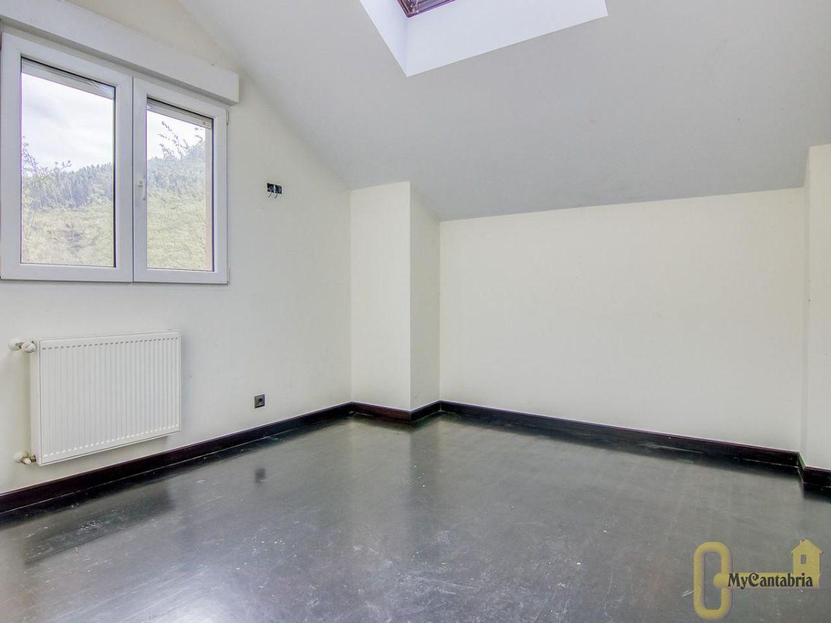For sale of house in Limpias