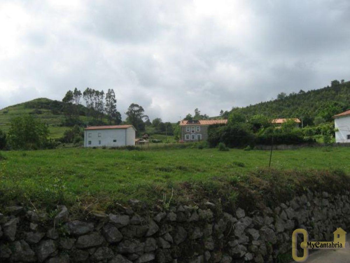 For sale of land in Alfoz de Lloredo