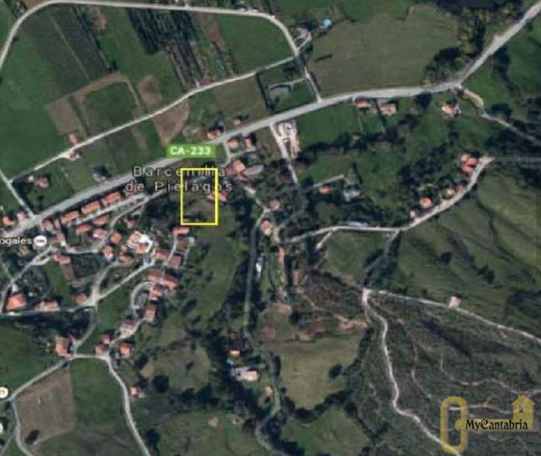 For sale of land in Piélagos