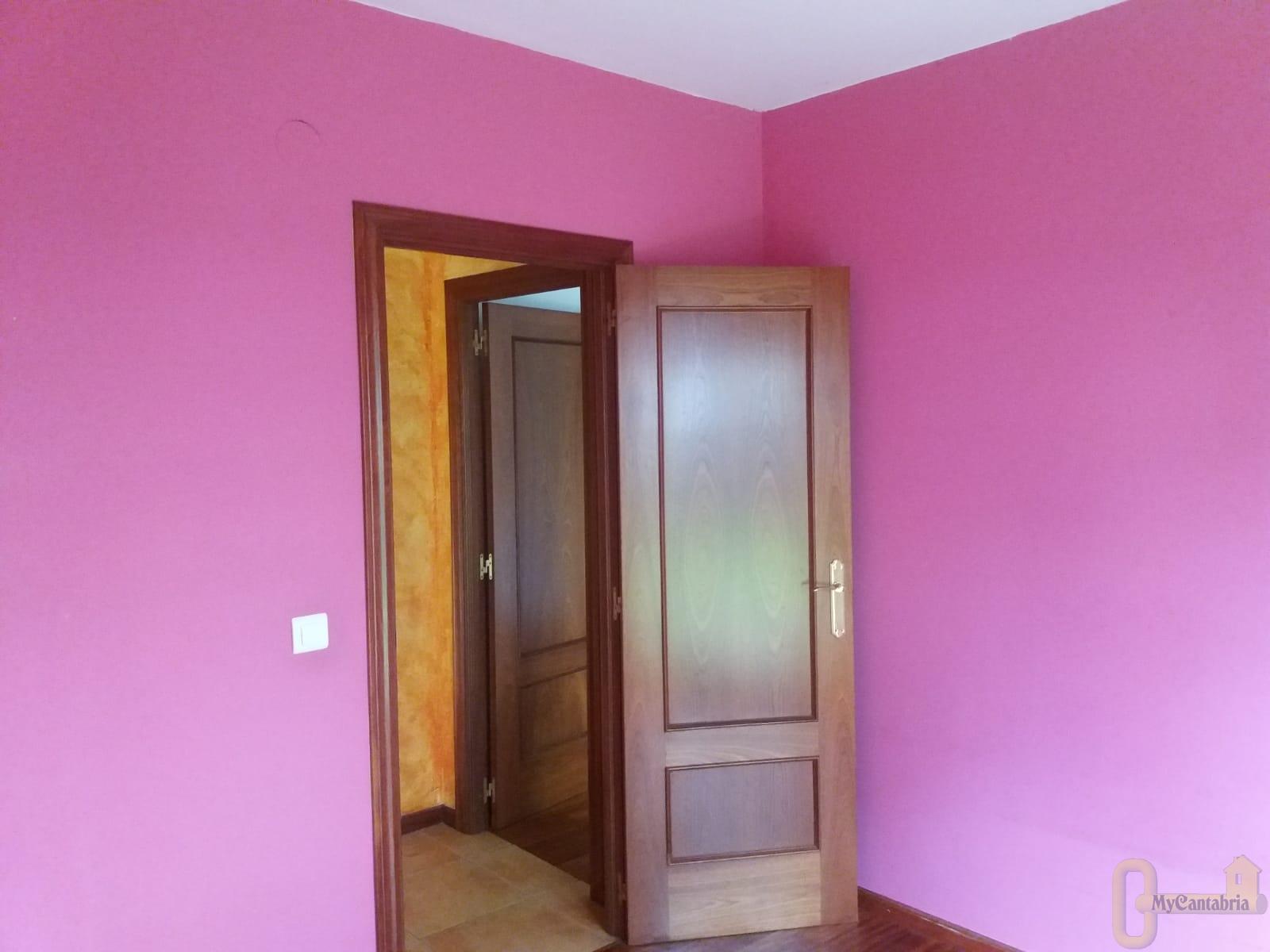 For sale of flat in Castañeda