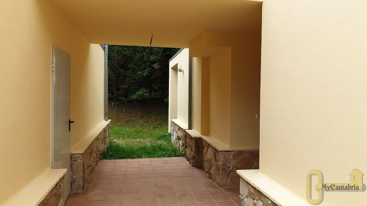 Venta de casa en Hazas de Cesto