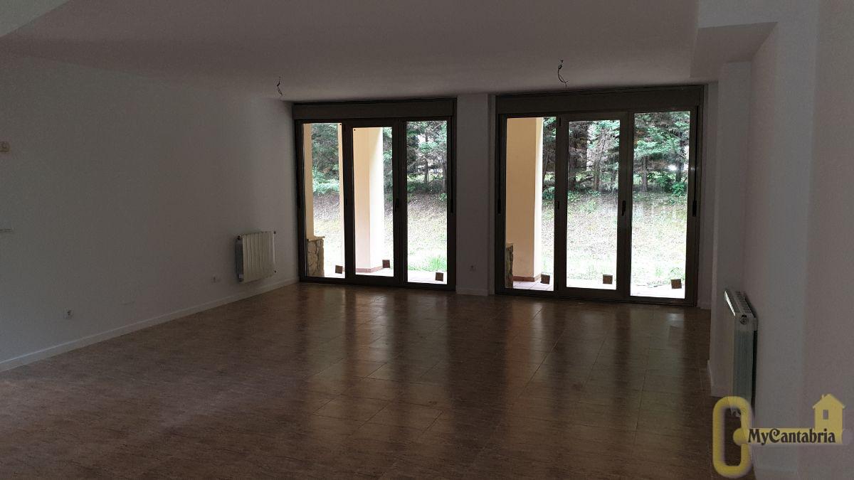 Venta de casa en Hazas de Cesto