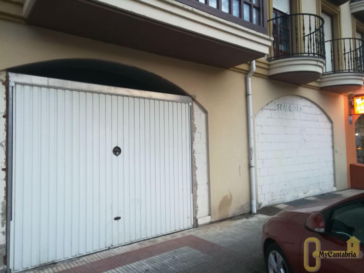 Venta de local comercial en Santa María de Cayón