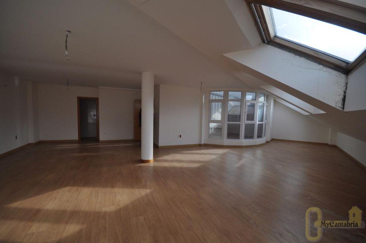 Venta de local comercial en Torrelavega