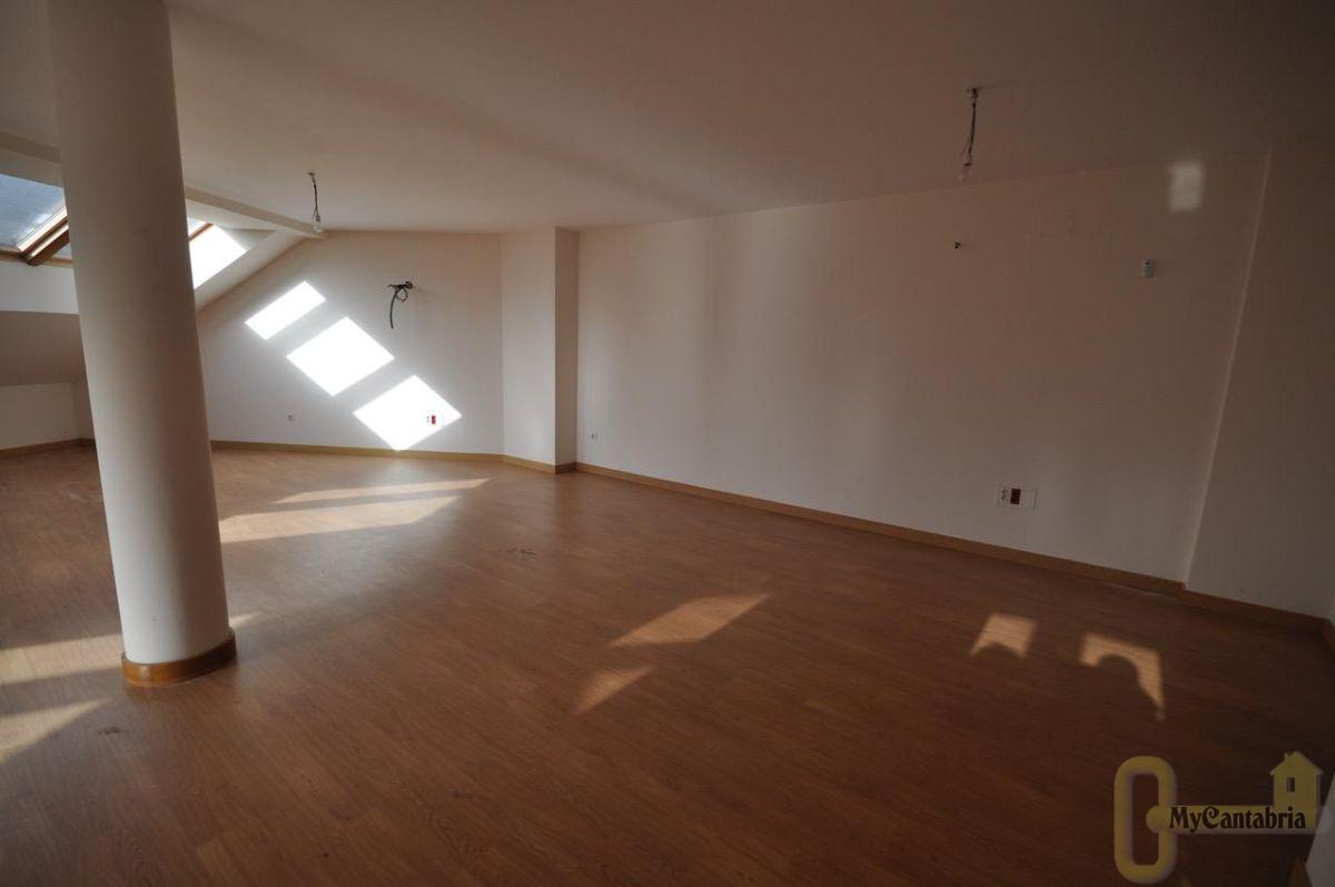 Venta de local comercial en Torrelavega