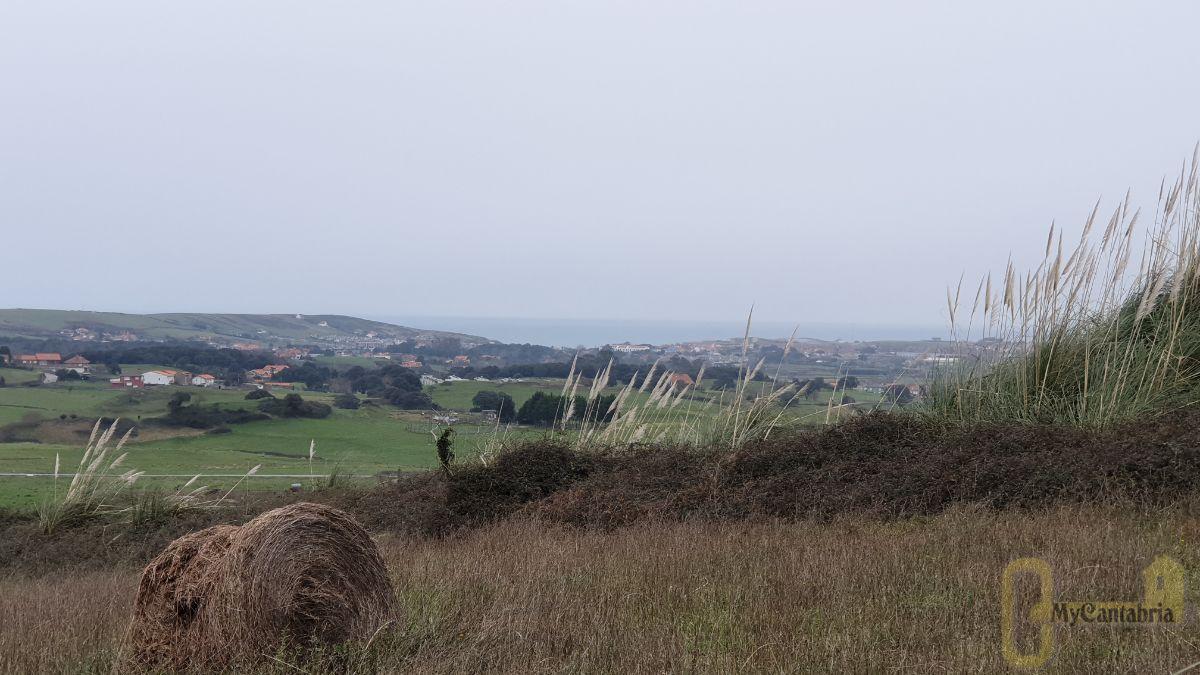 Venta de terreno en Santa Cruz de Bezana