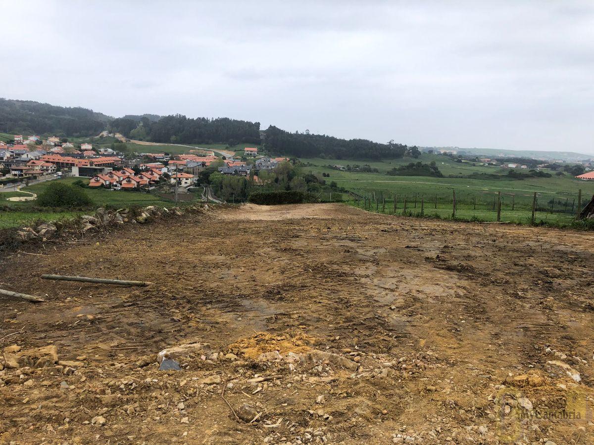 Venta de terreno en Santa Cruz de Bezana