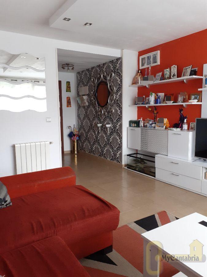 For sale of flat in Santa María de Cayón