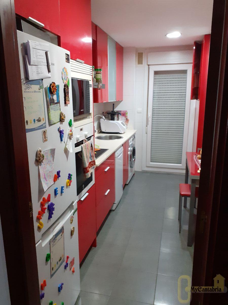 Venta de piso en Santa María de Cayón