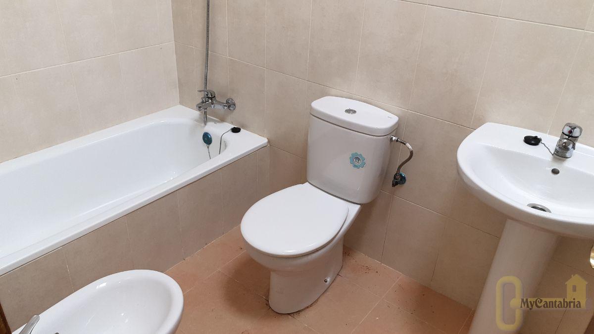 Venta de piso en Castañeda