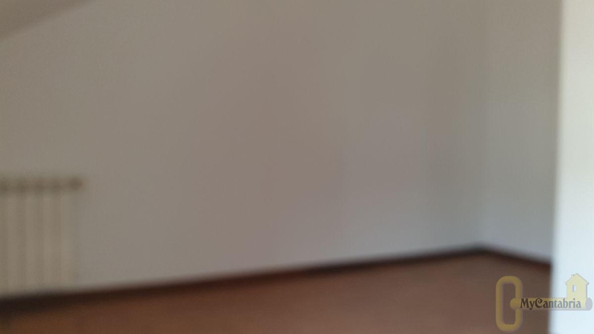 Venta de piso en Castañeda