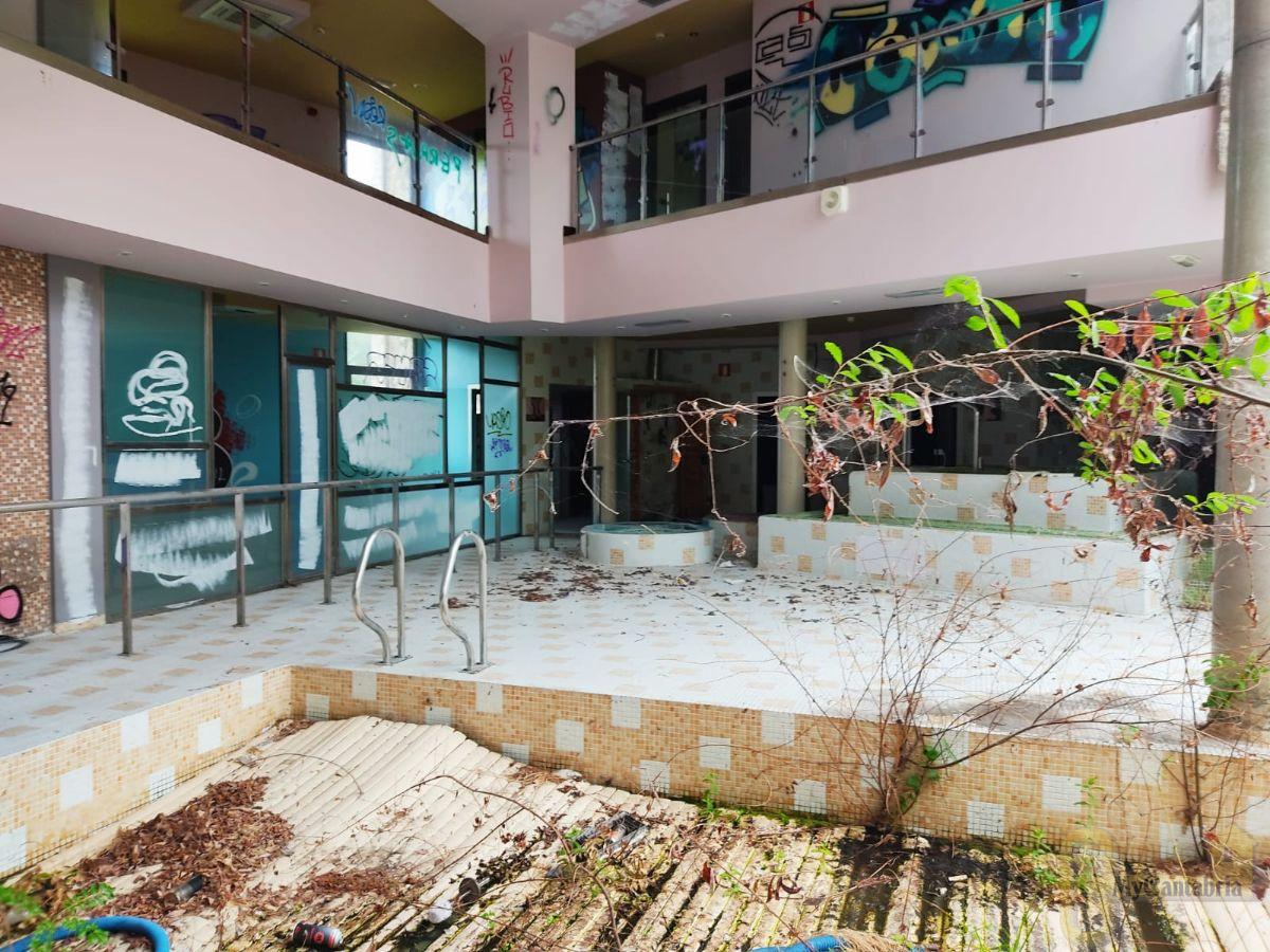 For sale of hotel in Riotuerto