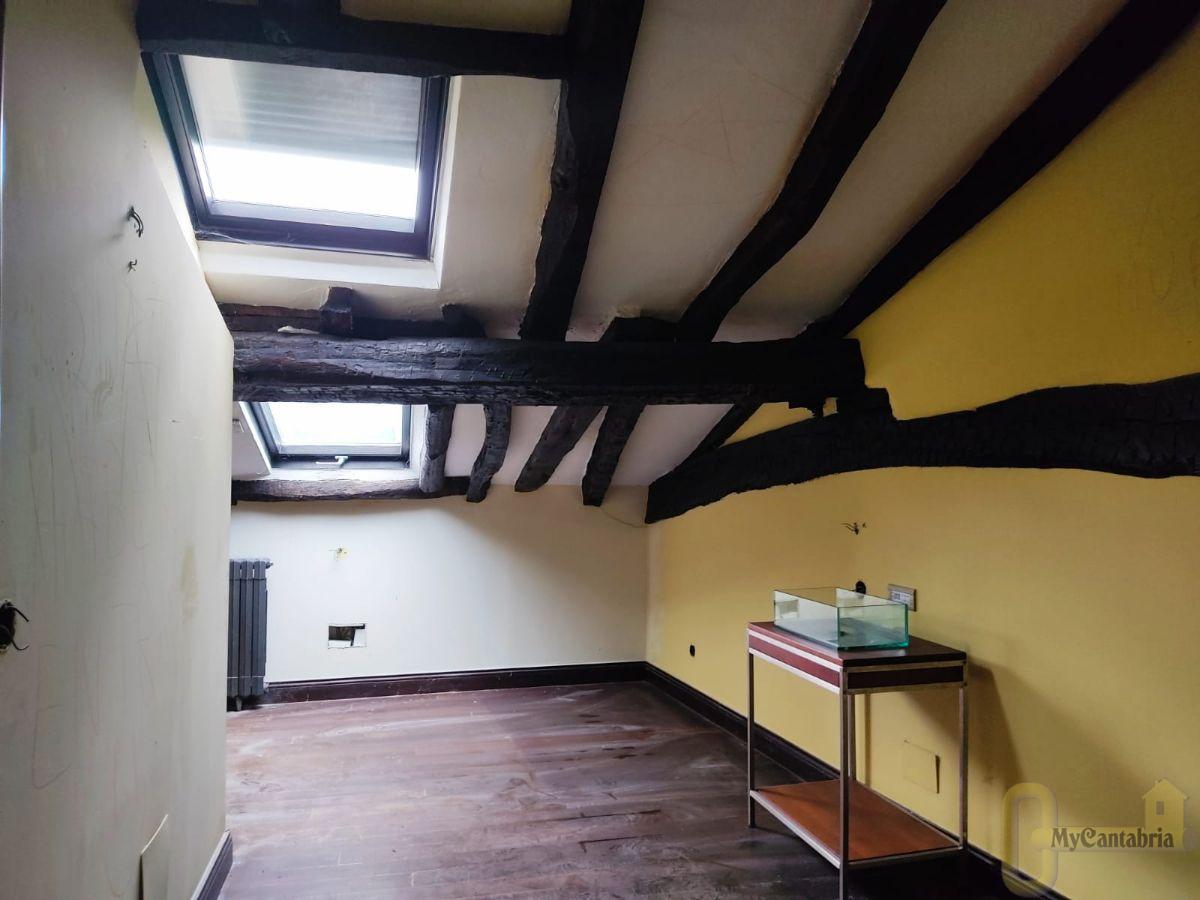 For sale of hotel in Riotuerto