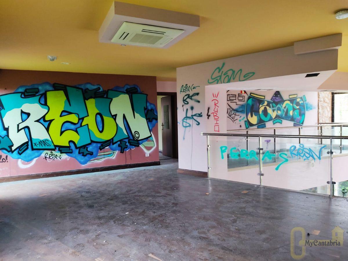 For sale of hotel in Riotuerto
