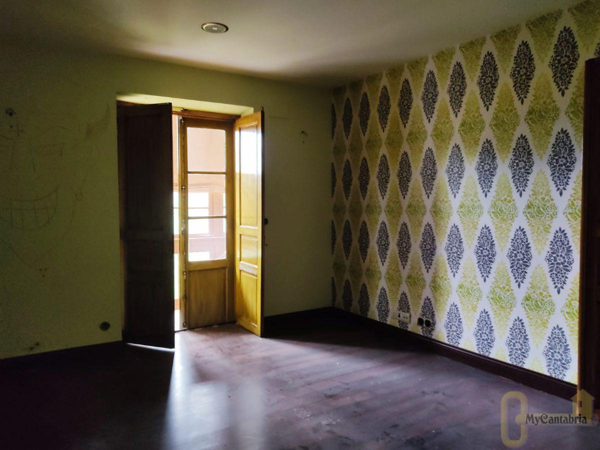 For sale of hotel in Riotuerto