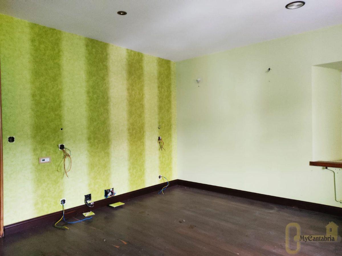 For sale of hotel in Riotuerto