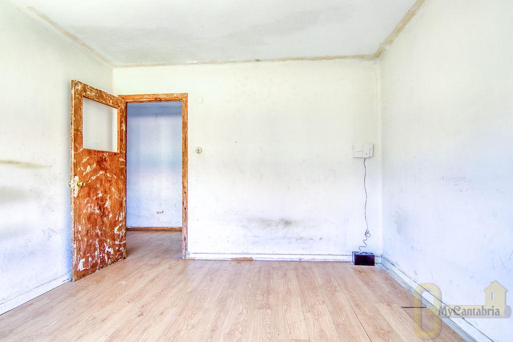 Venta de piso en Ajo