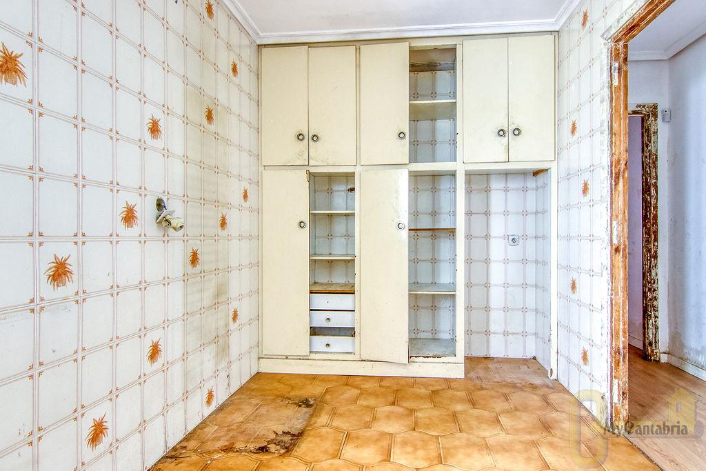 Venta de piso en Ajo