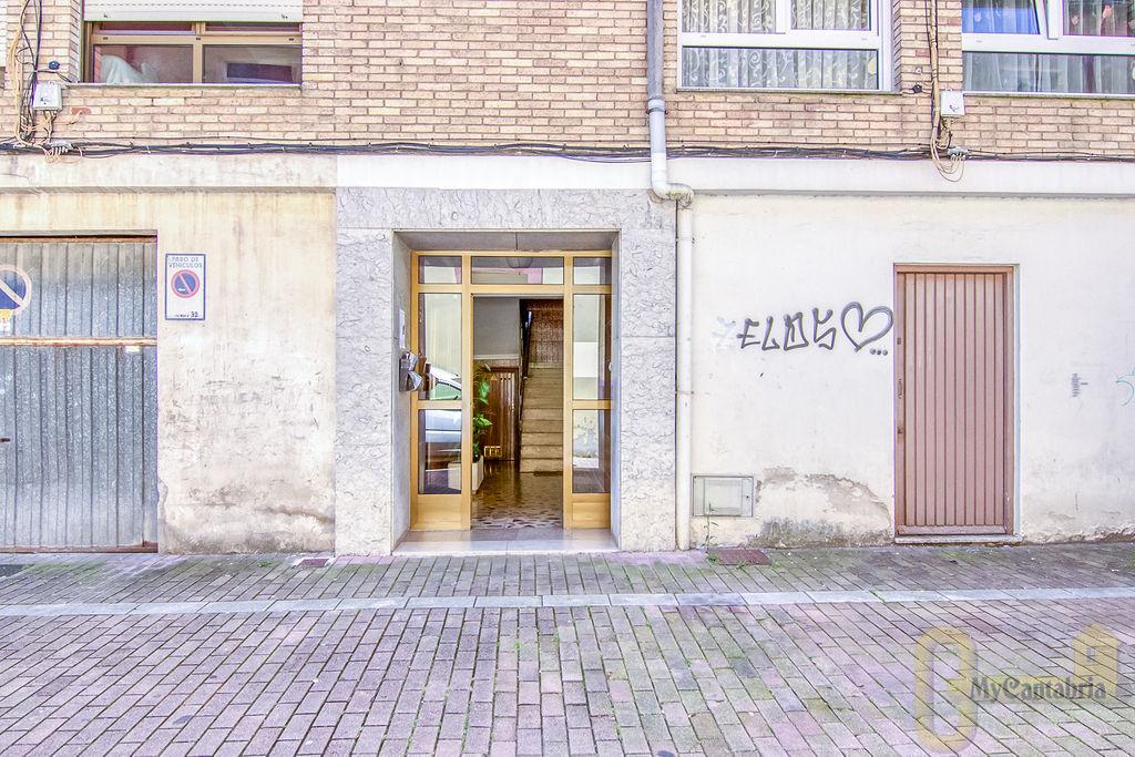 Venta de piso en Ajo