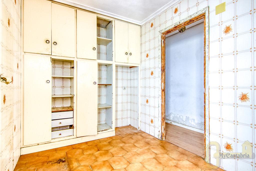Venta de piso en Ajo