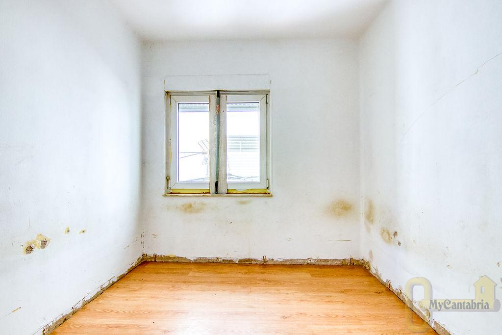 Venta de piso en Ajo