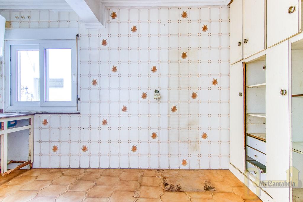 Venta de piso en Ajo