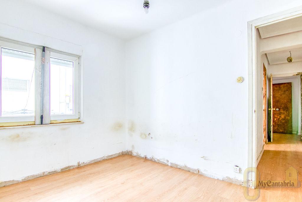 Venta de piso en Ajo