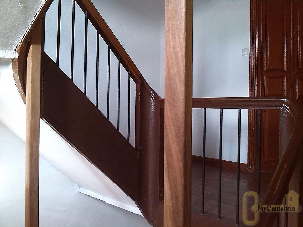 For sale of apartment in Santoña