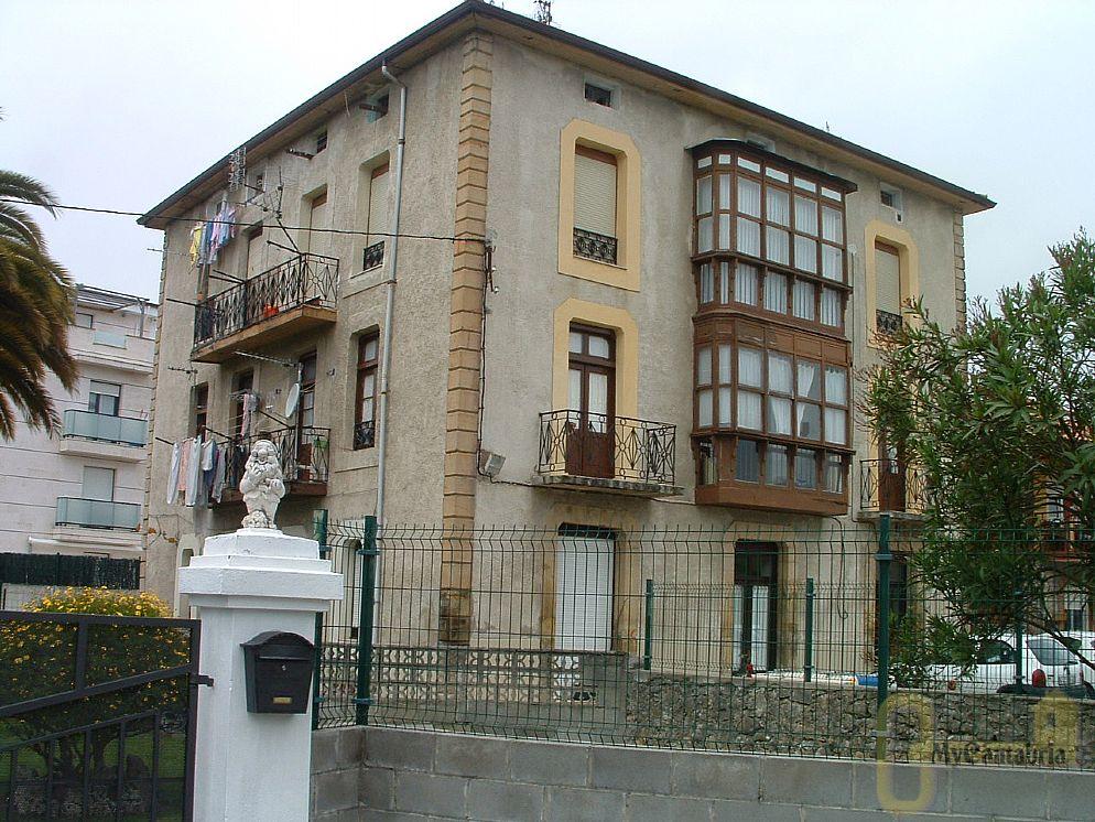 For sale of apartment in Santoña