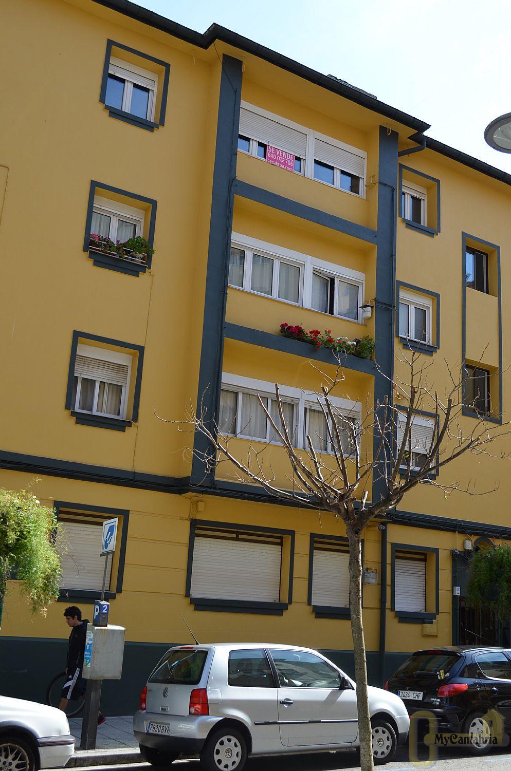For sale of flat in Santander