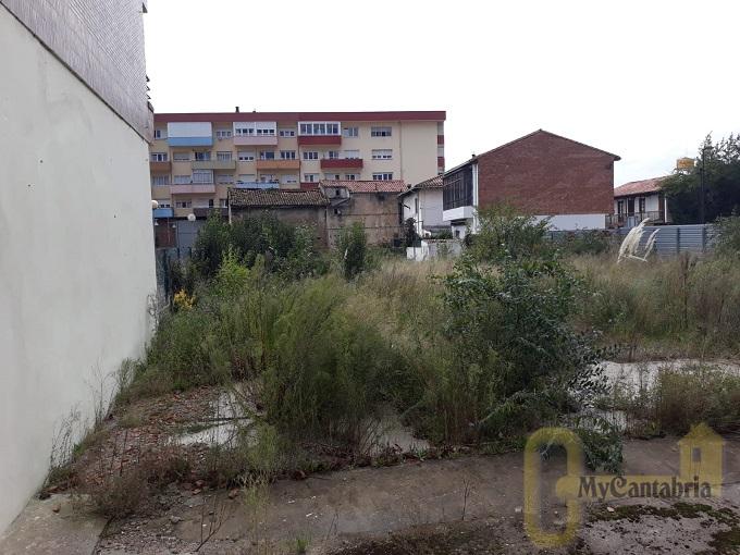 For sale of land in Torrelavega