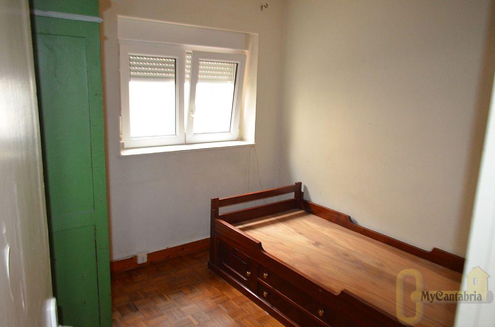 For sale of flat in Torrelavega