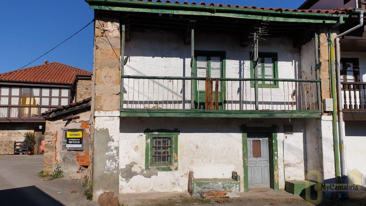 Venta de casa en Corvera de Toranzo