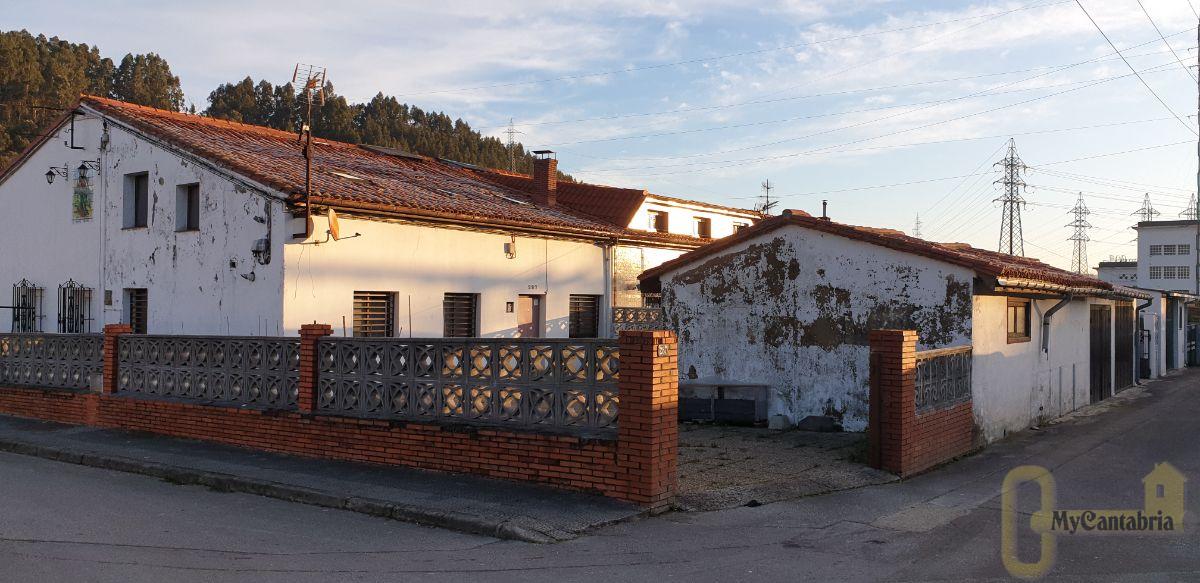 For sale of house in Reocín