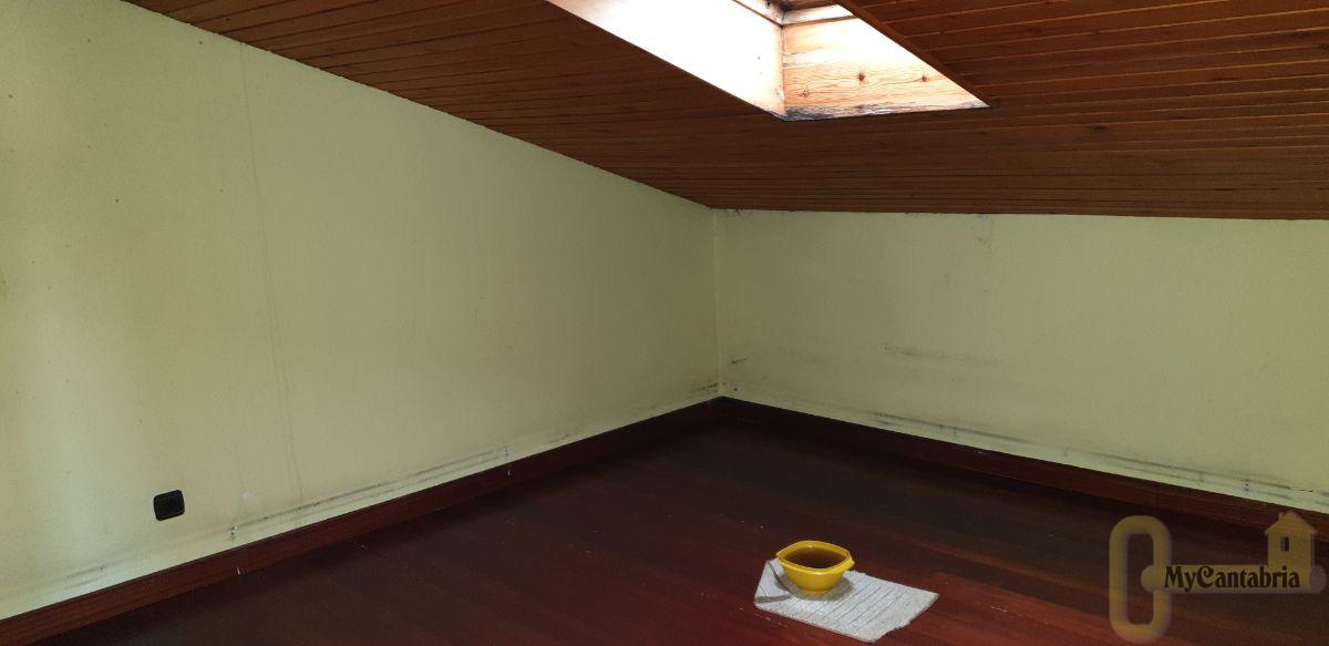 For sale of house in Reocín
